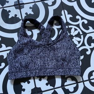 Lulu lemon sports bra